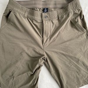 Kuhl men’s shorts size 36 - 9 in inseam